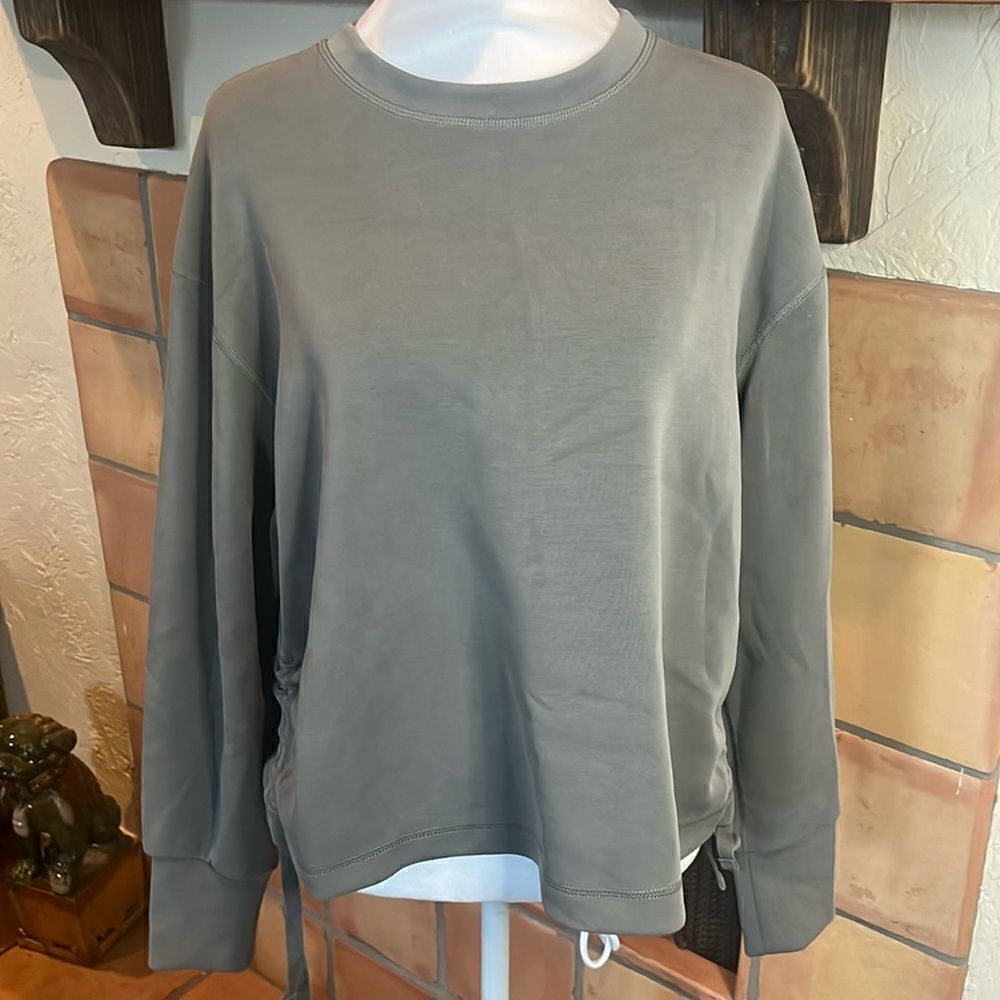 Bailey 44 Softest Sweatshirt, Gray, size M